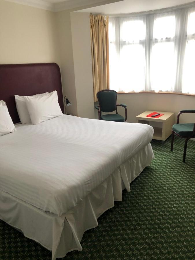 Granby Hotel Gravesend Bagian luar foto