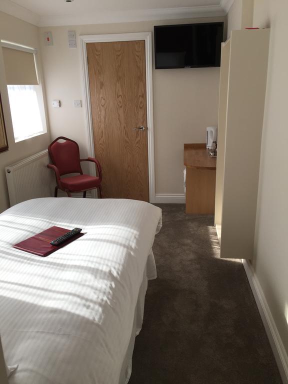 Granby Hotel Gravesend Bagian luar foto